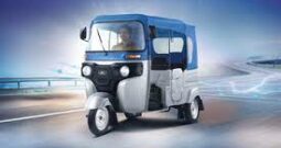 Bajaj RE E-TEC 9.0